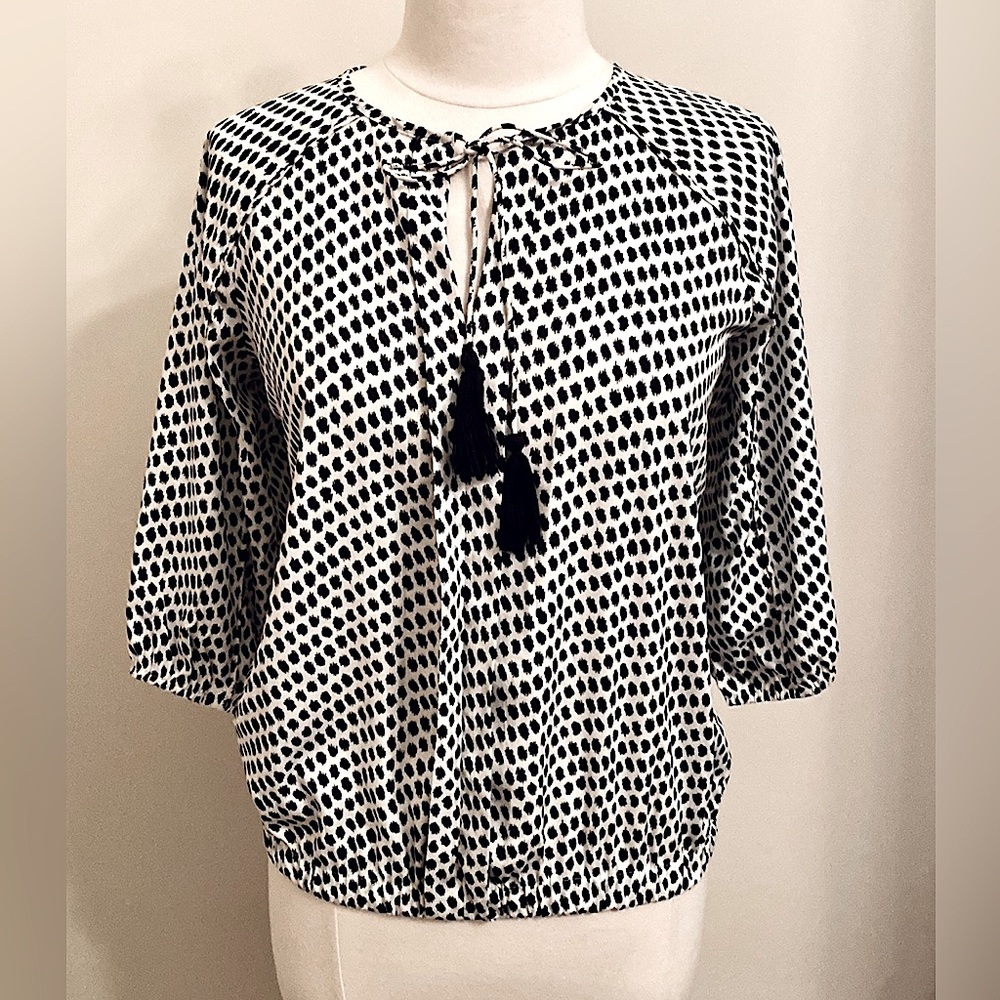 Nine West Jeans Black White Dot Print SZ S Boho Effortless Chic Peasant Top